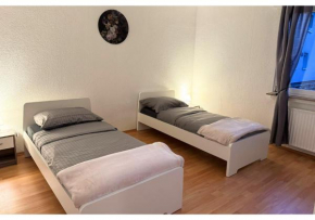 Stay Nest Citynahes Apartment für 4 I Küche